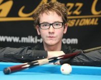 Î’Î¯Î½Ï„ÎµÎ¿: Î¤Î·Ï‚ Î­ÎºÎ±Î½Îµ Ï„Î¿ Ï„ÏÎ±Ï€Î­Î¶Î¹ (Ï„Î¿Ï… Î¼Ï€Î¹Î»Î¹Î¬ÏÎ´Î¿Ï…) ÎºÎ±Î¹ Î´ÎµÎ½ Î­Ï‡Î±ÏƒÎµ Î¿ÏÏ„Îµ Ï‡Ï„ÏÏ€Î·Î¼Î±live-in | Η Έξυπνη, Αντικειμενική και Εναλλακτική Ενημέρωση!