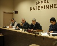 ÎžÎµÎºÎ¯Î½Î·ÏƒÎ±Î½ Î¿Î¹ Ï€ÏÎ¿ÎµÎºÎ»Î¿Î³Î¹ÎºÎ­Ï‚ Î±Î½Ï„Î¹Ï€Î±ÏÎ±Î¸Î­ÏƒÎµÎ¹Ï‚ ÏƒÏ„Î¿ Î”Î·Î¼Î¿Ï„Î¹ÎºÏŒ Î£Ï…Î¼Î²Î¿ÏÎ»Î¹Î¿ ÎšÎ±Ï„ÎµÏÎ¯Î½Î·Ï‚live-in | Η Έξυπνη, Αντικειμενική και Εναλλακτική Ενημέρωση!