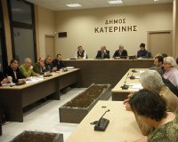 ÎžÎµÎºÎ¯Î½Î·ÏƒÎ±Î½ Î¿Î¹ Ï€ÏÎ¿ÎµÎºÎ»Î¿Î³Î¹ÎºÎ­Ï‚ Î±Î½Ï„Î¹Ï€Î±ÏÎ±Î¸Î­ÏƒÎµÎ¹Ï‚ ÏƒÏ„Î¿ Î”Î·Î¼Î¿Ï„Î¹ÎºÏŒ Î£Ï…Î¼Î²Î¿ÏÎ»Î¹Î¿ ÎšÎ±Ï„ÎµÏÎ¯Î½Î·Ï‚live-in | Η Έξυπνη, Αντικειμενική και Εναλλακτική Ενημέρωση!