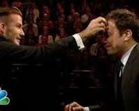 ÎŸ David Beckham Ï€Î±Î¯Î¶ÎµÎ¹ ÏÏŽÏƒÎ¹ÎºÎ· ÏÎ¿Ï…Î»Î­Ï„Î± Î¼Îµ..Î±Ï…Î³Î¬!live-in | Η Έξυπνη, Αντικειμενική και Εναλλακτική Ενημέρωση!