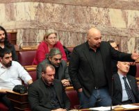 Î†ÏÏƒÎ· Î±ÏƒÏ…Î»Î¯Î±Ï‚ Î³Î¹Î± ÏŒÎ»Î¿Ï…Ï‚ Ï„Î¿Ï…Ï‚ Î²Î¿Ï…Î»ÎµÏ…Ï„Î­Ï‚ Ï„Î·Ï‚ Î§ÏÏ…ÏƒÎ®Ï‚ Î‘Ï…Î³Î®Ï‚ Î¶Î·Ï„Î¿ÏÎ½ Î¿Î¹ Î±Î½Î±ÎºÏÎ¯Ï„ÏÎ¹ÎµÏ‚live-in | Η Έξυπνη, Αντικειμενική και Εναλλακτική Ενημέρωση!