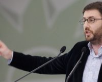 ÎÎ¯ÎºÎ¿Ï‚ Î‘Î½Î´ÏÎ¿Ï…Î»Î¬ÎºÎ·Ï‚: "Î— Î±Î½Î±Î½Î­Ï‰ÏƒÎ· Î´ÎµÎ½ ÎµÎ¯Î½Î±Î¹ Ï€Î¿ÏÎ´ÏÎ± ÎºÎ±Î¹ Î· ÎšÎµÎ½Ï„ÏÎ¿Î±ÏÎ¹ÏƒÏ„ÎµÏÎ¬ Î´ÎµÎ½ ÎµÎ¯Î½Î±Î¹ ÏƒÏ‰ÏƒÎ¯Î²Î¹Î¿ Ï€Î±Î»Î±Î¹ÏŽÎ½ Î±Î½Ï„Î¹Î»Î®ÏˆÎµÏ‰Î½"live-in | Η Έξυπνη, Αντικειμενική και Εναλλακτική Ενημέρωση!