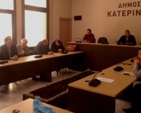 ÎšÏŒÎ½Ï„ÏÎ± Î¼Îµ Ï†ÏŒÎ½Ï„Î¿ Ï„Î¿ Î£Ï‡Î¿Î»ÎµÎ¯Î¿ ÎŸÎ»ÏÎ¼Ï€Î¿Ï… ÏƒÏ„Î¿ Î´Î·Î¼Î¿Ï„Î¹ÎºÏŒ ÏƒÏ…Î¼Î²Î¿ÏÎ»Î¹Î¿ ÎšÎ±Ï„ÎµÏÎ¯Î½Î·Ï‚live-in | Η Έξυπνη, Αντικειμενική και Εναλλακτική Ενημέρωση!