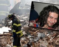 Î”ÎµÎ¯Ï„Îµ Ï„Î¿ Î²Î¯Î½Ï„ÎµÎ¿ Ï„Î· ÏƒÏ„Î¹Î³Î¼Î® Ï„Î·Ï‚ Î­ÎºÏÎ·Î¾Î·Ï‚ ÏƒÏ„Î¿ ÎœÎ±Î½Ï‡Î¬Ï„Î±Î½. ÎˆÎ½Î±Ï‚ ÎˆÎ»Î»Î·Î½Î±Ï‚ Î½ÎµÎºÏÏŒÏ‚!live-in | Η Έξυπνη, Αντικειμενική και Εναλλακτική Ενημέρωση!