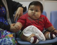 ÎœÏ‰ÏÏŒ-Î³Î¯Î³Î±Ï‚: ÎœÏŒÎ»Î¹Ï‚ 8 Î¼Î·Î½ÏŽÎ½ ÎºÎ±Î¹ ÎµÎ¯Î½Î±Î¹ 20 ÎºÎ¹Î»Î¬!live-in | Η Έξυπνη, Αντικειμενική και Εναλλακτική Ενημέρωση!