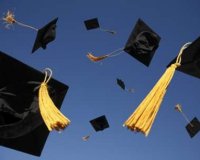 ÎŸÎ¹ Î±Ï€ÏŒÏ†Î¿Î¹Ï„Î¿Î¹ Ï„Ï‰Î½ ÎºÎ¿Î»ÎµÎ³Î¯Ï‰Î½ ÏƒÏ€ÎµÏÎ´Î¿Ï…Î½ Î¼Î±Î¶Î¹ÎºÎ¬ Î½Î± ÎµÎ¾Î¹ÏƒÏŽÏƒÎ¿Ï…Î½ Ï„Î¿Ï…Ï‚ Ï„Î¯Ï„Î»Î¿Ï…Ï‚ ÏƒÏ€Î¿Ï…Î´ÏŽÎ½ Ï„Î¿Ï…Ï‚live-in | Η Έξυπνη, Αντικειμενική και Εναλλακτική Ενημέρωση!