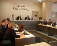 Î ÏÎ¿ÎµÎºÎ»Î¿Î³Î¹ÎºÎ® ÏÎ¿Ï…Ï„Î¯Î½Î± Î· ÏƒÏ…Î½ÎµÎ´ÏÎ¯Î±ÏƒÎ· Ï„Î¿Ï… Î”Î·Î¼Î¿Ï„Î¹ÎºÎ¿Ï Î£Ï…Î¼Î²Î¿Ï…Î»Î¯Î¿Ï… ÎšÎ±Ï„ÎµÏÎ¯Î½Î·Ï‚live-in | Η Έξυπνη, Αντικειμενική και Εναλλακτική Ενημέρωση!