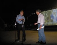 "More than honey": ÎœÎ¹Î± Î¾ÎµÏ‡Ï‰ÏÎ¹ÏƒÏ„Î® Ï€ÏÎ¿Î²Î¿Î»Î® Î±Ï€ÏŒ Î¦ÎµÏƒÏ„Î¹Î²Î¬Î» ÎŸÎ»ÏÎ¼Ï€Î¿Ï…-ÎšÎ¹Î½Î·Î¼Î±Ï„Î¿Î³ÏÎ±Ï†Î¹ÎºÎ® Î›Î­ÏƒÏ‡Î· ÎšÎ±Ï„ÎµÏÎ¯Î½Î·Ï‚live-in | Η Έξυπνη, Αντικειμενική και Εναλλακτική Ενημέρωση!