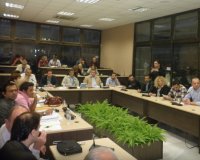 Î‘Î½Ï„Î¹Ï€Î±ÏÎ±Î¸Î­ÏƒÎµÎ¹Ï‚ ÏƒÏ„Î¿ Î”Î·Î¼Î¿Ï„Î¹ÎºÏŒ Î£Ï…Î¼Î²Î¿ÏÎ»Î¹Î¿ ÎšÎ±Ï„ÎµÏÎ¯Î½Î·Ï‚ Î³Î¹Î± Î¼ÎµÏ„Î±Ï†Î¿ÏÎ¬ Î¼Î±Î¸Î·Ï„ÏŽÎ½-ÏƒÏÏƒÏ„Î±ÏƒÎ· ÎµÏ€Î¹Ï„ÏÎ¿Ï€ÏŽÎ½live-in | Η Έξυπνη, Αντικειμενική και Εναλλακτική Ενημέρωση!