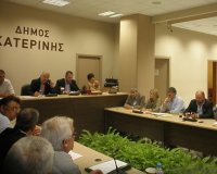 Î‘Î½Ï„Î¹Ï€Î±ÏÎ±Î¸Î­ÏƒÎµÎ¹Ï‚ ÏƒÏ„Î¿ Î”Î·Î¼Î¿Ï„Î¹ÎºÏŒ Î£Ï…Î¼Î²Î¿ÏÎ»Î¹Î¿ ÎšÎ±Ï„ÎµÏÎ¯Î½Î·Ï‚ Î³Î¹Î± Î¼ÎµÏ„Î±Ï†Î¿ÏÎ¬ Î¼Î±Î¸Î·Ï„ÏŽÎ½-ÏƒÏÏƒÏ„Î±ÏƒÎ· ÎµÏ€Î¹Ï„ÏÎ¿Ï€ÏŽÎ½live-in | Η Έξυπνη, Αντικειμενική και Εναλλακτική Ενημέρωση!