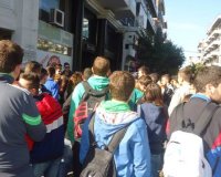 Î£Ï„Î¿Ï…Ï‚ Î´ÏÏŒÎ¼Î¿Ï…Ï‚ Î¿Î¹ Î¼Î±Î¸Î·Ï„Î­Ï‚ Ï„Î¿Ï… 2Î¿Ï… Î•Î Î‘Î› ÎšÎ±Ï„ÎµÏÎ¯Î½Î·Ï‚live-in | Η Έξυπνη, Αντικειμενική και Εναλλακτική Ενημέρωση!