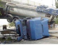 ÎÏ„Î±Î»Î¯ÎºÎ± Î­Ï€ÎµÏƒÎµ ÏƒÏ„Î¹Ï‚ ÏƒÏ„ÏÎ¿Ï†Î­Ï‚ Ï„Î¿Ï… Î Î»Î±Ï„Î±Î¼ÏŽÎ½Î±! Î£Î¿Î²Î±ÏÎ® Î· ÎºÎ±Ï„Î¬ÏƒÏ„Î±ÏƒÎ· Ï„Î¿Ï… Î¿Î´Î·Î³Î¿Ï!live-in | Η Έξυπνη, Αντικειμενική και Εναλλακτική Ενημέρωση!