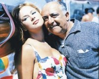 Î£Î±Î½ ÏƒÎ®Î¼ÎµÏÎ± Î³ÎµÎ½Î½Î®Î¸Î·ÎºÎµ Î¿ Î‘Î»Î­ÎºÎ¿Ï‚ Î£Î±ÎºÎµÎ»Î»Î¬ÏÎ¹Î¿Ï‚live-in | Η Έξυπνη, Αντικειμενική και Εναλλακτική Ενημέρωση!